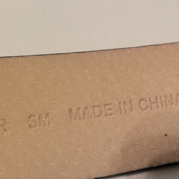 Chico's Black Genuine Leather Adjustable Belt Size small - Picture 8 of 12